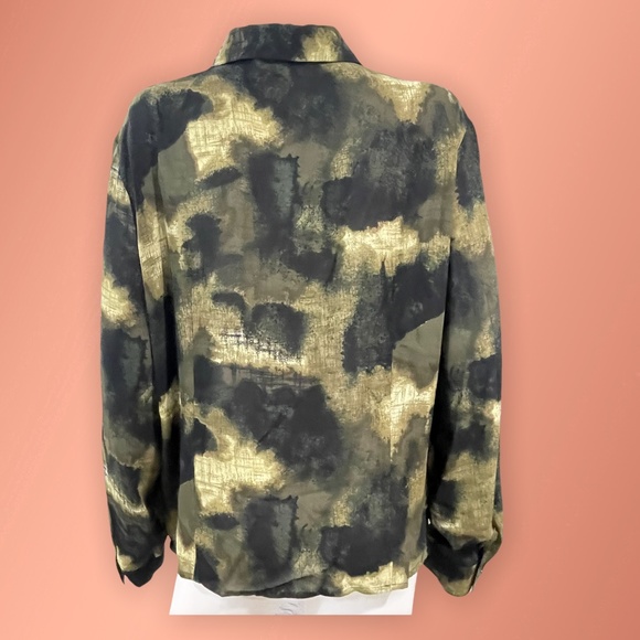 70's 80's Disco Fever, Hipster button down polyester shirt shoulder pads too~ - Picture 4 of 4